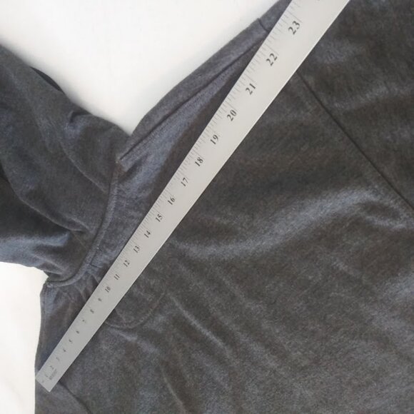 Hype Men's size L gray hooded pull over sweater - Picture 11 of 14